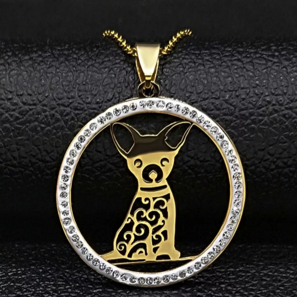 Chihuahua Crystal Circle Pendant Necklace ✴